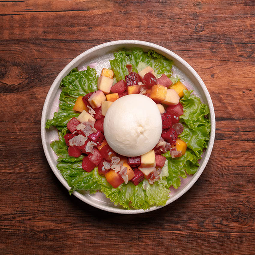 Salad Burata hoa quả